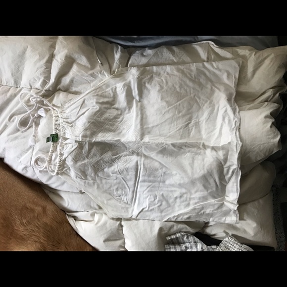White C Wonder tank - Picture 1 of 2
